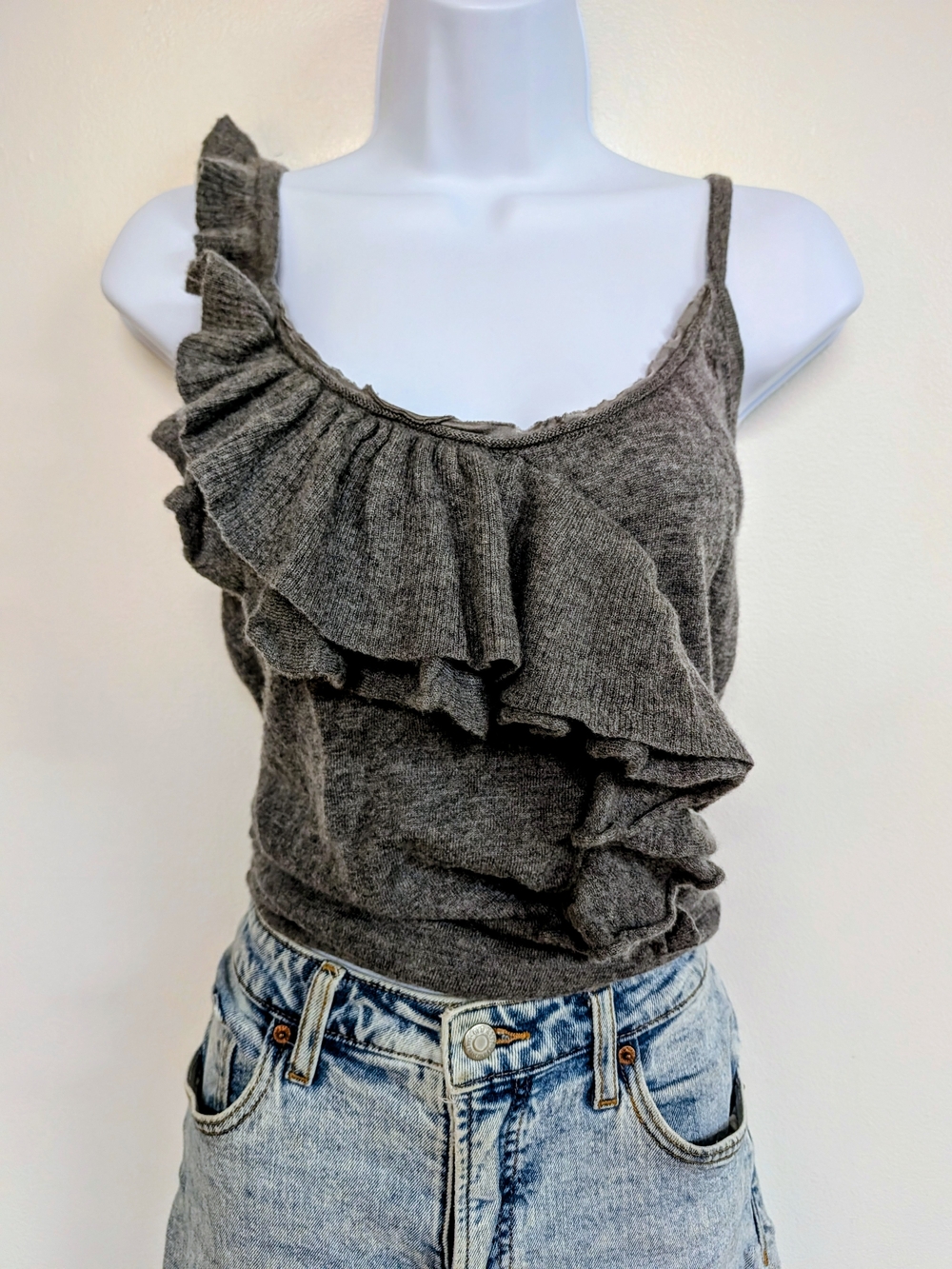 Abercrombie & Fitch %100 Cashmere Y2K Gray Ruffle Knit Camisole Tank Top